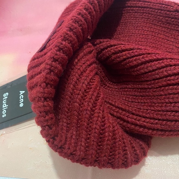Burgundy Acne Studios Square Smiley Face Knit Hat - Picture 7 of 8